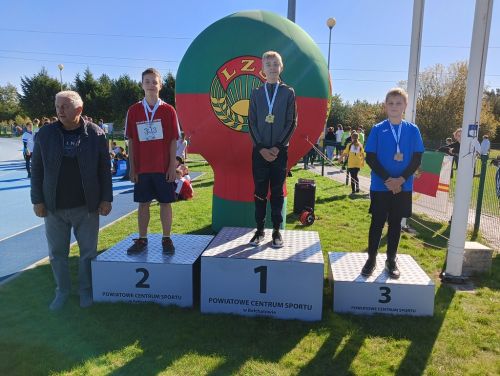b_500_500_16777215_00_images_szkolne_aktualnosci_Liga24_IMG20241001115248.jpg