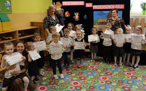 b_500_500_16777215_00_images_szkolne_aktualnosci_Pasowanie24P_IMG_7802.JPG